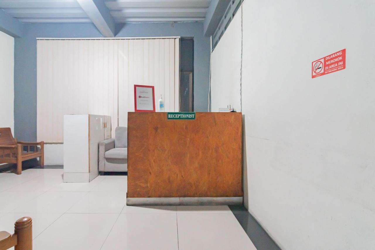 RedDoorz Syariah at Cigadung Raya Street Hotel Bandung Bagian luar foto