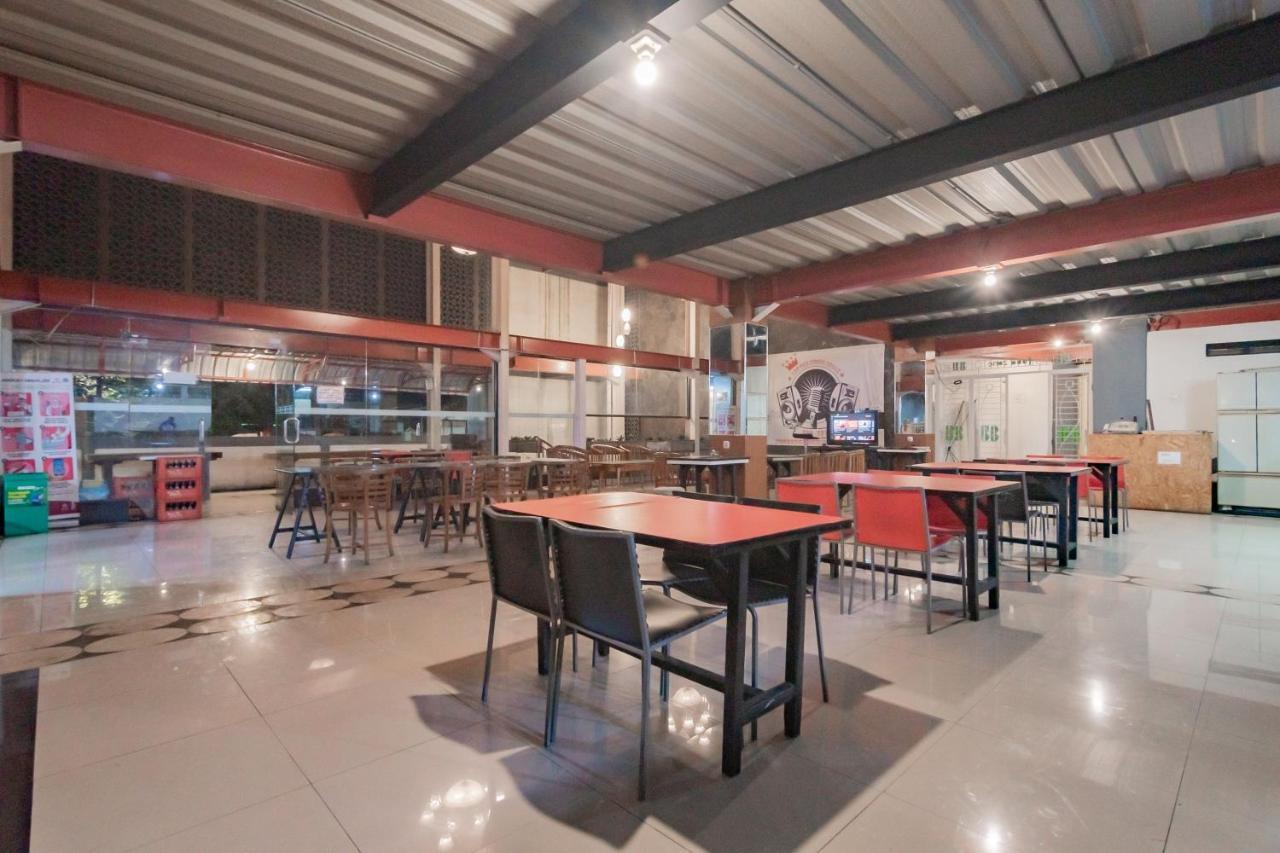 RedDoorz Syariah at Cigadung Raya Street Hotel Bandung Bagian luar foto